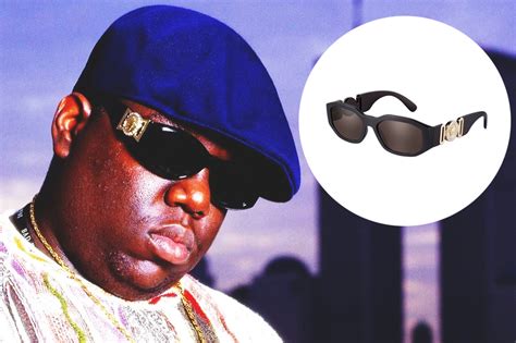 biggie with versace glasses|biggie smalls without glasses.